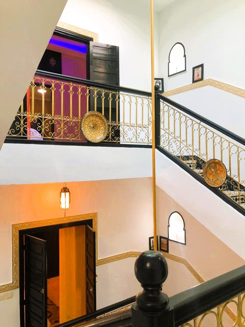 Quarya Assiyahia - Riad Camilia- Maison Entiere Avec Piscine Marrakesh Exterior foto